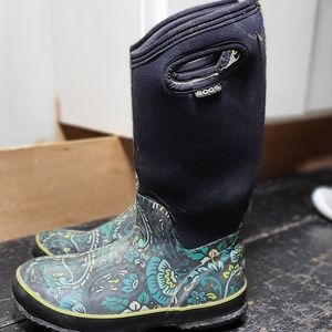 Women's BOGS Boots Size 9